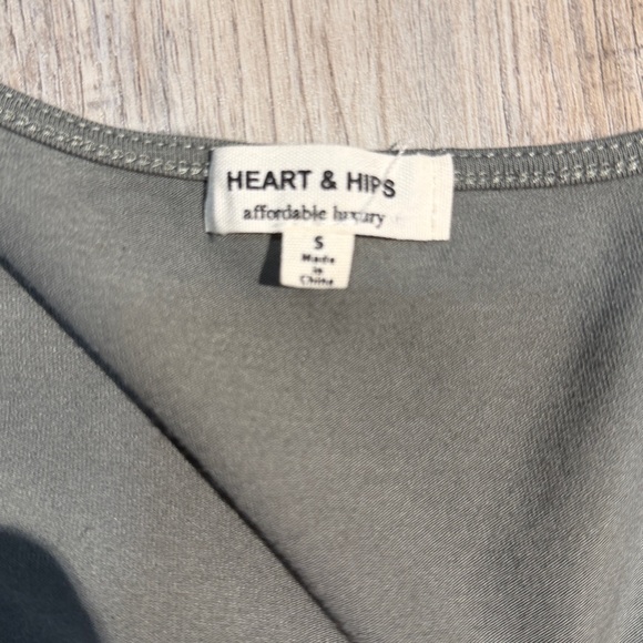 Black Ribbed Top & Olive Green Square Neck Top - Two-Pack - Picture 11 of 12